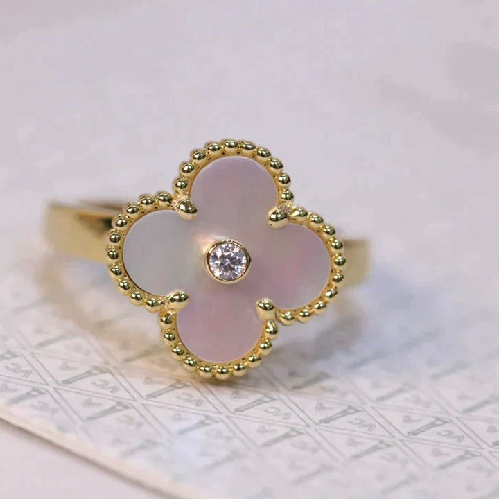 [Resenly Jewelry]CLOVER PINK MOP RING GOLD DIAMOND