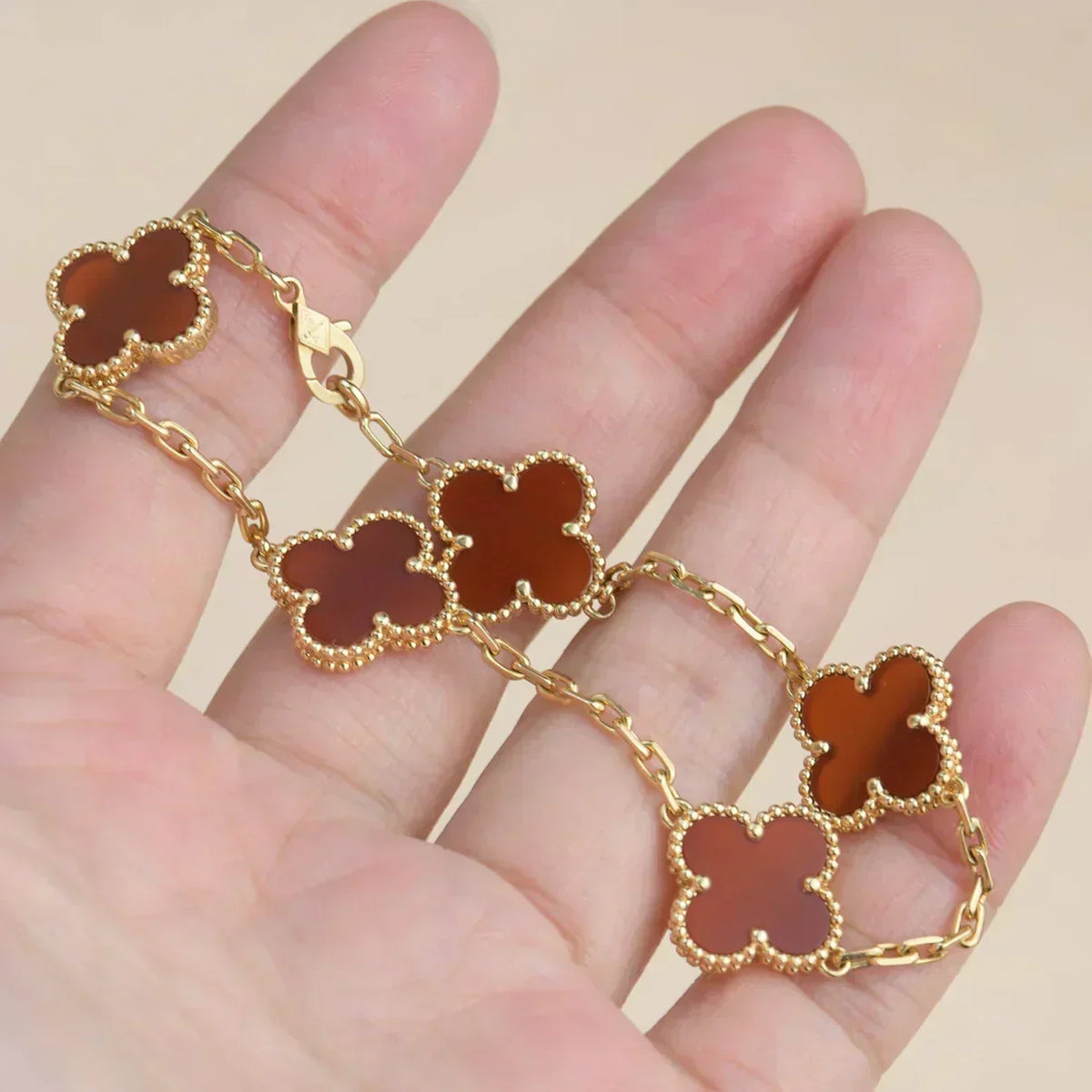 [Resenly Jewelry] CLOVER 5 MOTIF RED CORNELIAN BRACELET COLLECTION