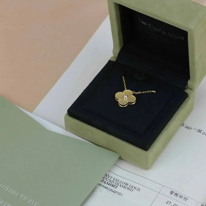 [Resenly Jewelry] クローバー 15mm ダイヤモンド ゴールド マザーオブパール ネックレス