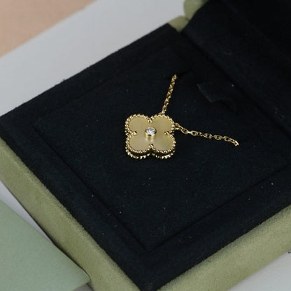 [Resenly Jewelry] クローバー 15mm ダイヤモンド ゴールド マザーオブパール ネックレス
