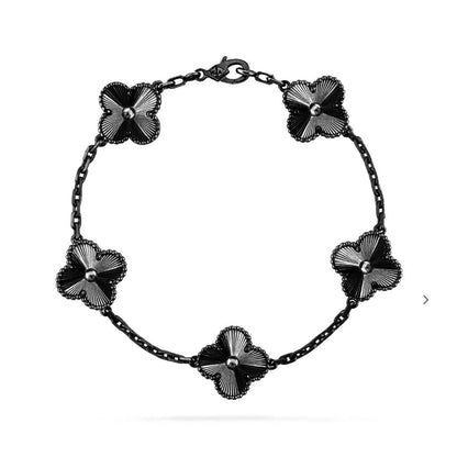{"[Resenly Jewelry]CLOVER 5 MOTIF BLACK BRACELET": "[Resenly Jewelry] クローバー 5モチーフ ブラックブレスレット"}