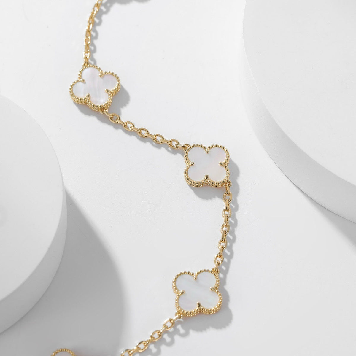 [Resenly Jewelry] クローバー 10モチーフ ホワイトマザーオブパール ネックレス
