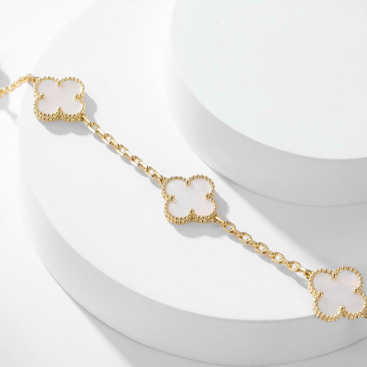 [Resenly Jewelry] クローバー 10モチーフ ホワイトマザーオブパール ネックレス