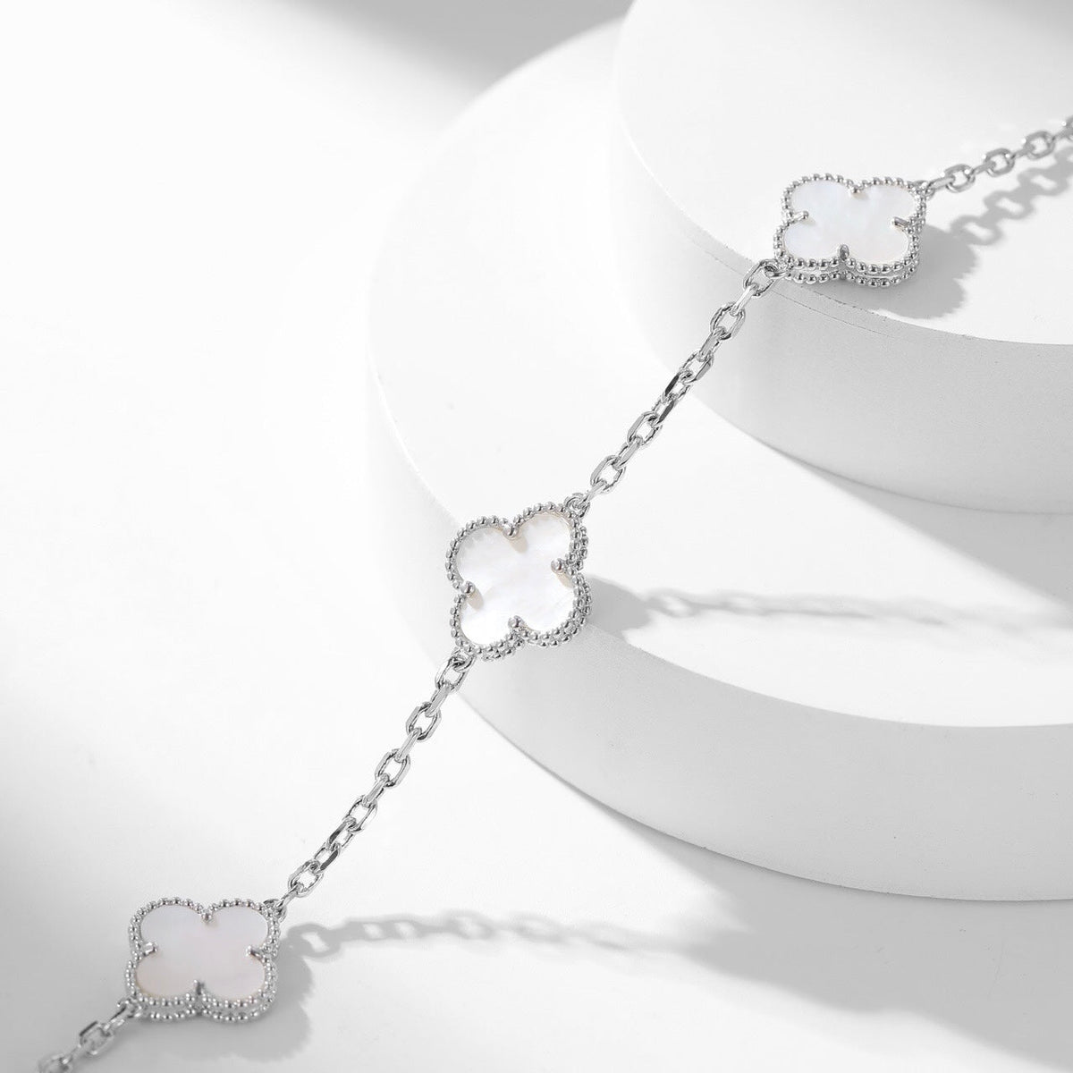 [Resenly Jewelry] クローバー 10モチーフ ホワイトマザーオブパール ネックレス