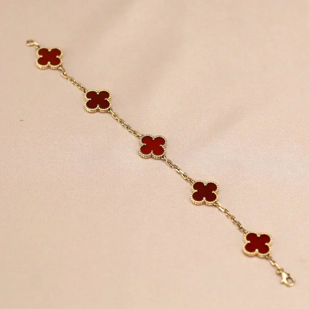 [Resenly Jewelry] CLOVER 5 MOTIF RED CORNELIAN BRACELET COLLECTION