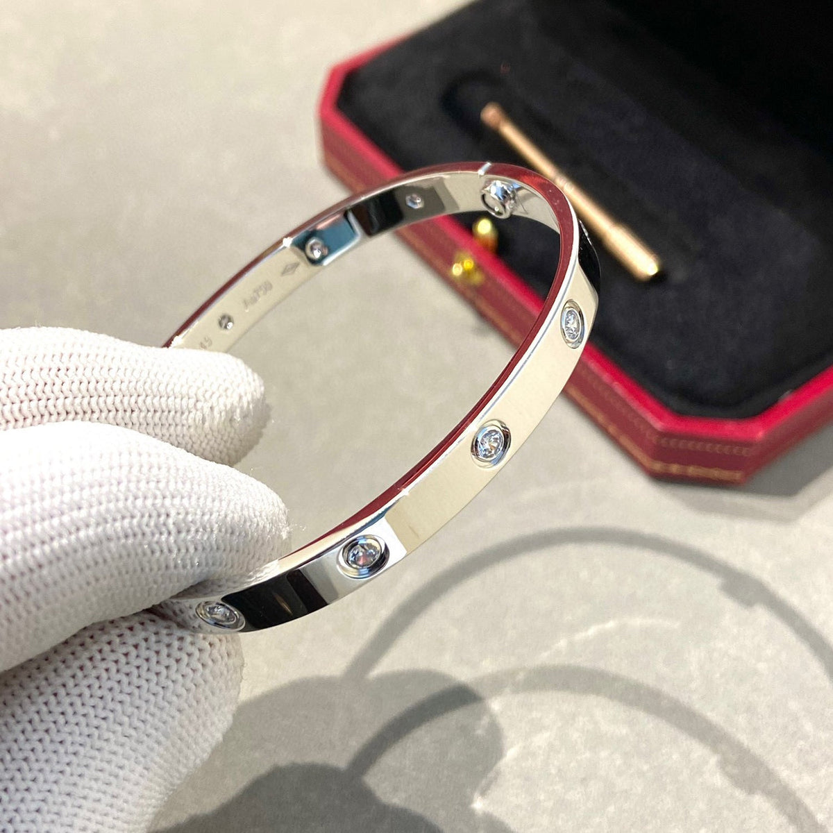 [Resenly Jewelry] LOVEブレスレット 6.1mm ダイヤモンド10石