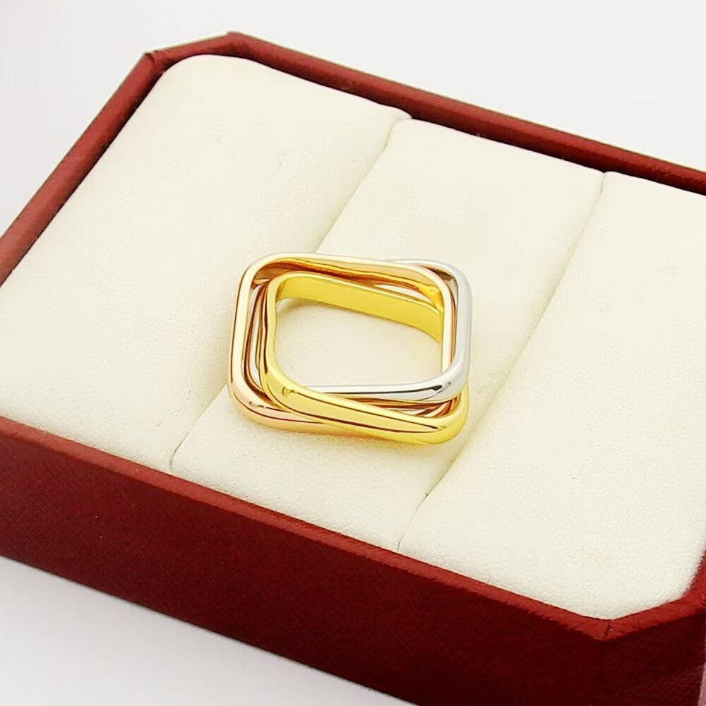 {
  "Resenly Jewelry": "Resenly Jewelry",
  "TRINITY 3.5MM CUSHION RING COLLECTION": "トリニティ 3.5MM クッションリングコレクション"
}
