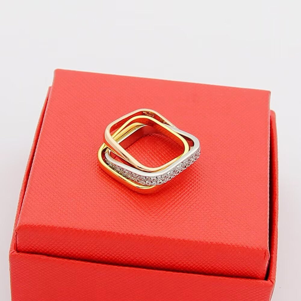 {
  "Resenly Jewelry": "Resenly Jewelry",
  "TRINITY 3.5MM CUSHION RING COLLECTION": "トリニティ 3.5MM クッションリングコレクション"
}