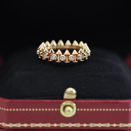 {
  "Resenly Jewelry": "レゼンリー・ジュエリー",
  "CLASH 6.8MM DIAMOND MEDIUM RING": "クラッシュ 6.8MM ダイヤモンド ミディアムリング"
}