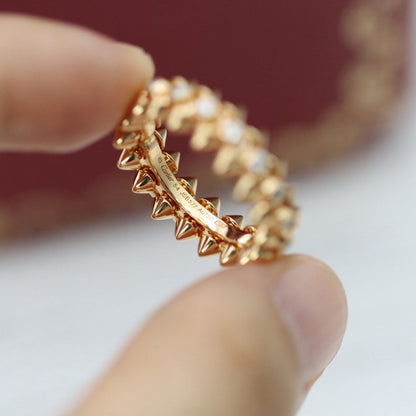 {
  "Resenly Jewelry": "レゼンリー・ジュエリー",
  "CLASH 6.8MM DIAMOND MEDIUM RING": "クラッシュ 6.8MM ダイヤモンド ミディアムリング"
}