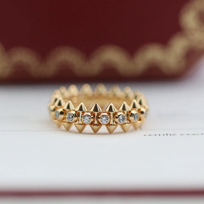 {
  "Resenly Jewelry": "レゼンリー・ジュエリー",
  "CLASH 6.8MM DIAMOND MEDIUM RING": "クラッシュ 6.8MM ダイヤモンド ミディアムリング"
}