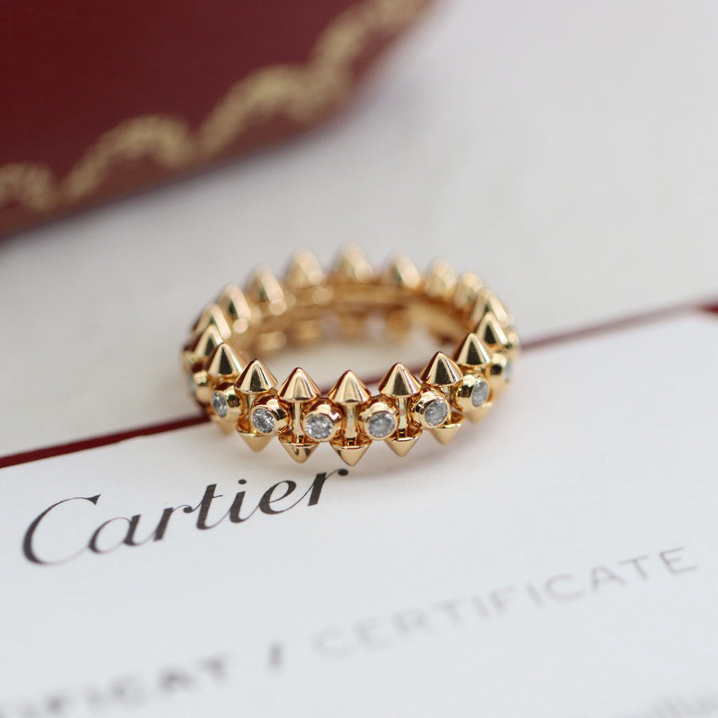 {
  "Resenly Jewelry": "レゼンリー・ジュエリー",
  "CLASH 6.8MM DIAMOND MEDIUM RING": "クラッシュ 6.8MM ダイヤモンド ミディアムリング"
}