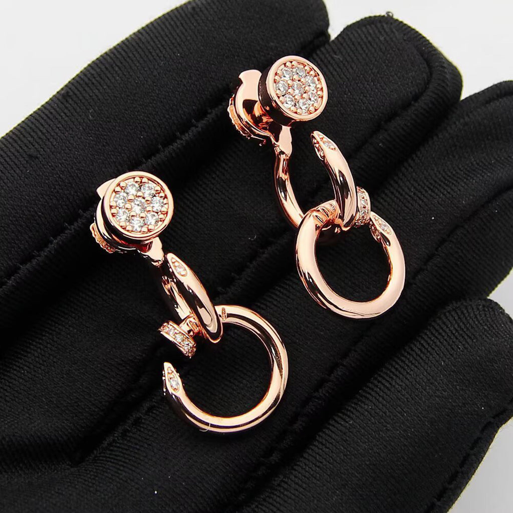 {
  "Resenly Jewelry": "Resenly Jewelry",
  "JUSTE HALF DIAMOND DOUBLE EARRINGS": "JUSTE ハーフダイヤモンド ダブルピアス"
}