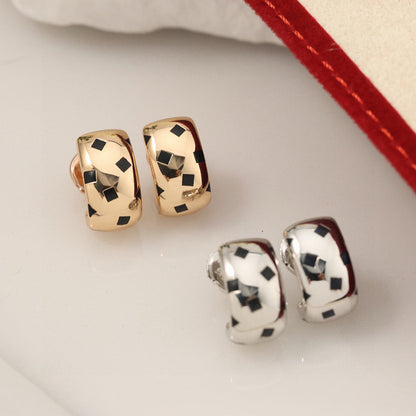 {"[Resenly Jewelry]PANTHERE MINI EARRINGS": "[Resenly Jewelry] パンテール ミニ イヤリング"}