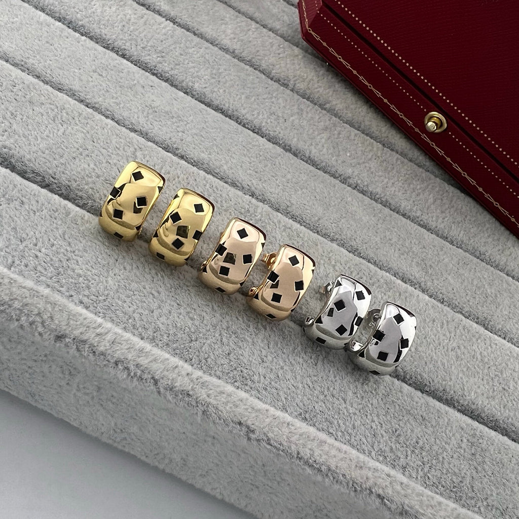 {"[Resenly Jewelry]PANTHERE MINI EARRINGS": "[Resenly Jewelry] パンテール ミニ イヤリング"}