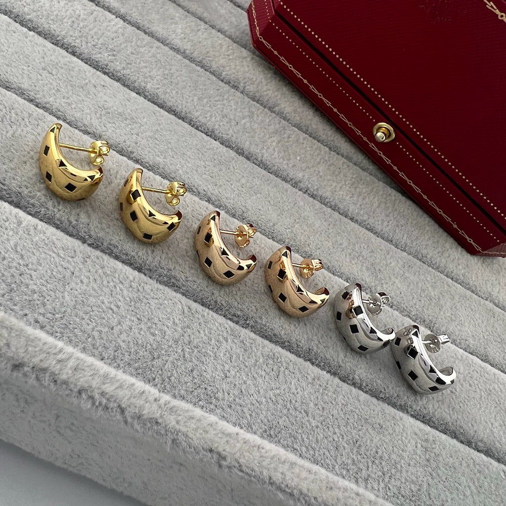 {"[Resenly Jewelry]PANTHERE MINI EARRINGS": "[Resenly Jewelry] パンテール ミニ イヤリング"}