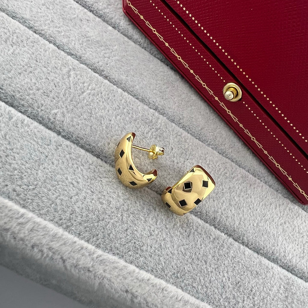 {"[Resenly Jewelry]PANTHERE MINI EARRINGS": "[Resenly Jewelry] パンテール ミニ イヤリング"}