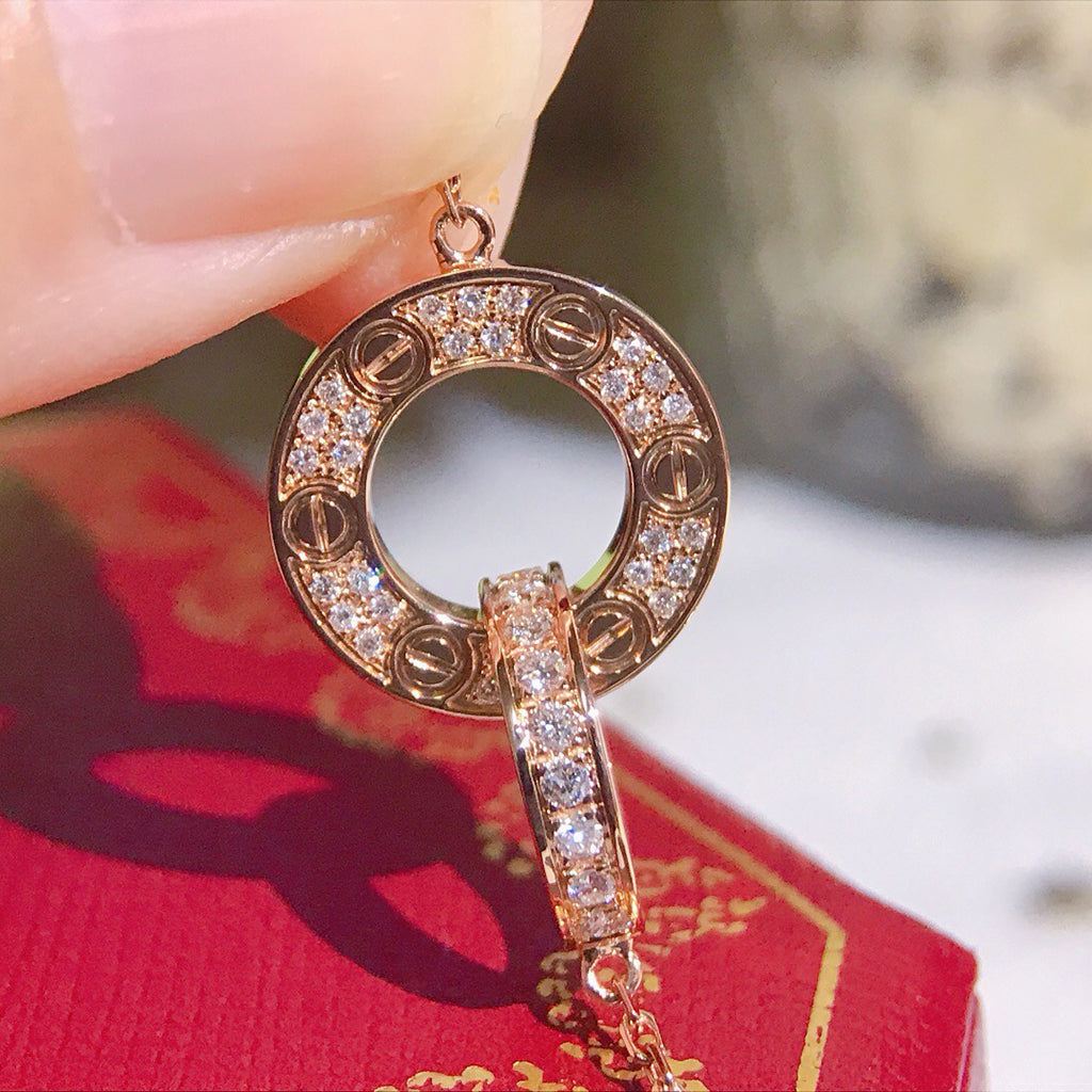{
  "Resenly Jewelry": "Resenly Jewelry",
  "LOVE FULL DIAMOND PENDANT NECKLACE": "LOVE フルダイヤモンド ペンダントネックレス"
}