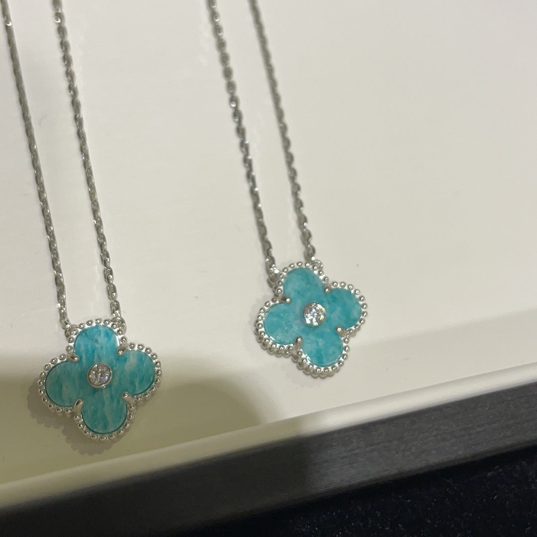 [Resenly Jewelry] クローバー 15MM ダイヤモンド SVRES ポーセリン ネックレス シルバー