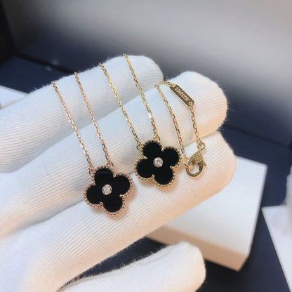 {
"Resenly Jewelry": "Resenly Jewelry",
"CLOVER 15MM DIAMOND ONYX NECKLACE": "クローバー 15mm ダイヤモンド オニキス ネックレス"
}
