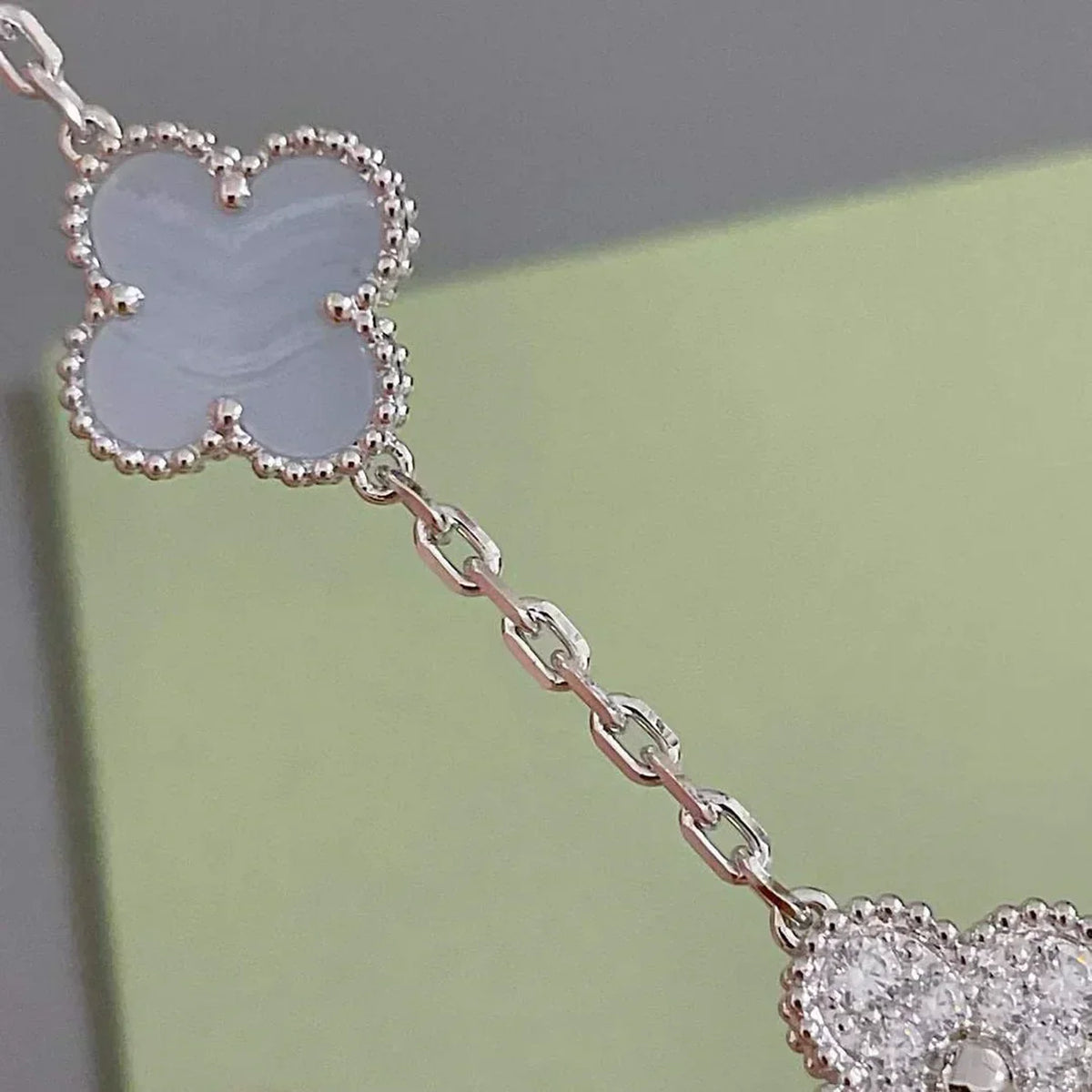 [Resenly Jewelry] クローバー 5モチーフ パープルカルセドニー ブレスレット コレクション