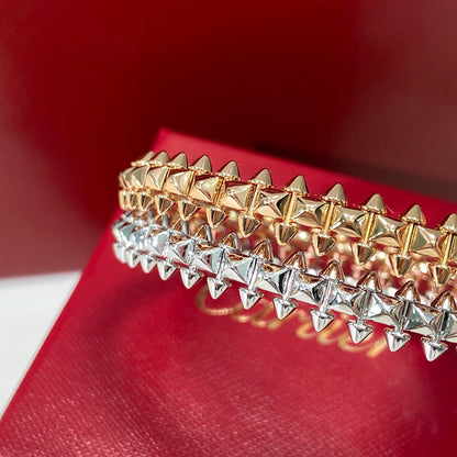 {
"Resenly Jewelry": "リゼンリー・ジュエリー",
"CLASH BRACELET MEDIUM 8MM": "クラッシュ・ブレスレット ミディアム 8mm"
}