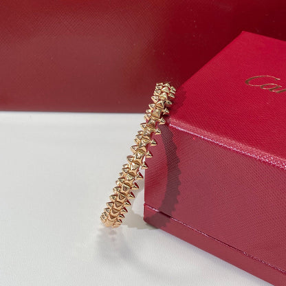 {
"Resenly Jewelry": "リゼンリー・ジュエリー",
"CLASH BRACELET MEDIUM 8MM": "クラッシュ・ブレスレット ミディアム 8mm"
}