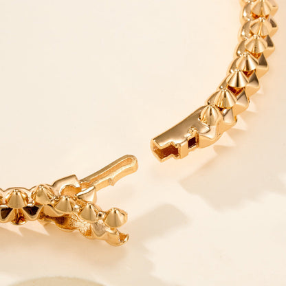 {
"Resenly Jewelry": "リゼンリー・ジュエリー",
"CLASH BRACELET MEDIUM 8MM": "クラッシュ・ブレスレット ミディアム 8mm"
}
