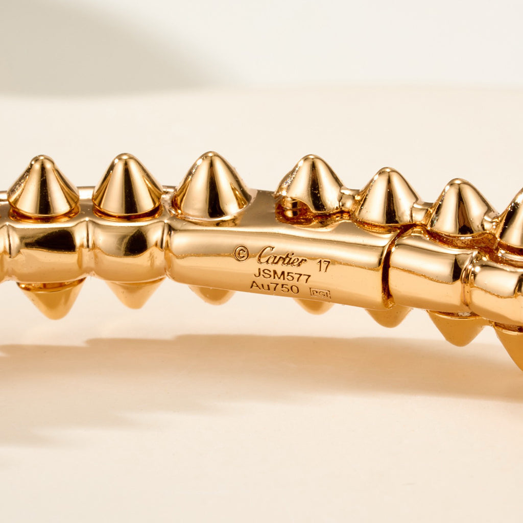 {
"Resenly Jewelry": "リゼンリー・ジュエリー",
"CLASH BRACELET MEDIUM 8MM": "クラッシュ・ブレスレット ミディアム 8mm"
}