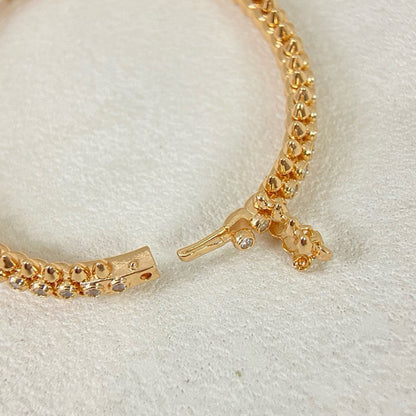 {
"Resenly Jewelry": "Resenly Jewelry",
"CLASH  BRACELET 8MM DIAMONDS": "CLASH ブレスレット 8MM ダイヤモンド"
}