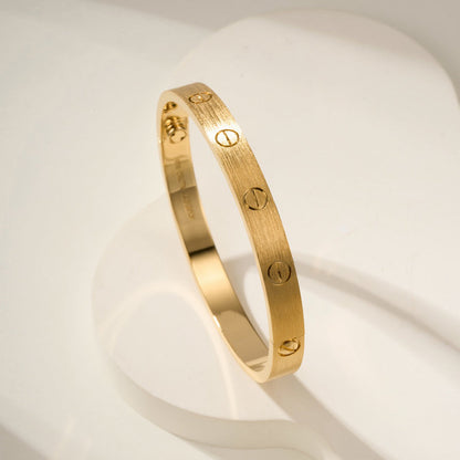 {"[Resenly Jewelry]LOVE BRACELET 6.1MM BRUSHED": "[Resenly Jewelry] ラブブレスレット 6.1mm ブラッシュド"}