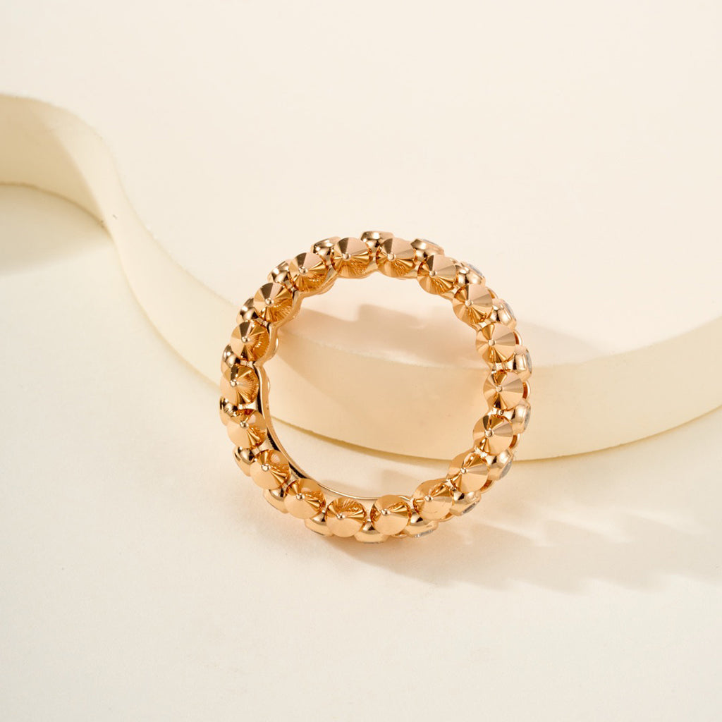 {
  "Resenly Jewelry": "レゼンリー・ジュエリー",
  "CLASH 6.8MM DIAMOND MEDIUM RING": "クラッシュ 6.8MM ダイヤモンド ミディアムリング"
}