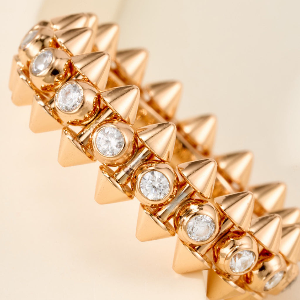 {
  "Resenly Jewelry": "レゼンリー・ジュエリー",
  "CLASH 6.8MM DIAMOND MEDIUM RING": "クラッシュ 6.8MM ダイヤモンド ミディアムリング"
}