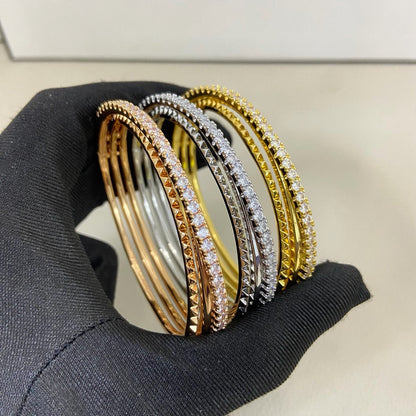 {
  "Resenly Jewelry": "レゼンリー・ジュエリー",
  "ETINCELLE HALF-PAVED DIAMOND BRACELET": "エタンセル ハーフパヴェ ダイヤモンド ブレスレット"
}