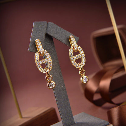 {
  "Resenly Jewelry": "Resenly Jewelry",
  "HM CHAINE DIAMOND EARRINGS": "HM シェーヌ ダイヤモンド ピアス"
}