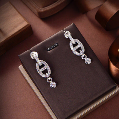 {
  "Resenly Jewelry": "Resenly Jewelry",
  "HM CHAINE DIAMOND EARRINGS": "HM シェーヌ ダイヤモンド ピアス"
}