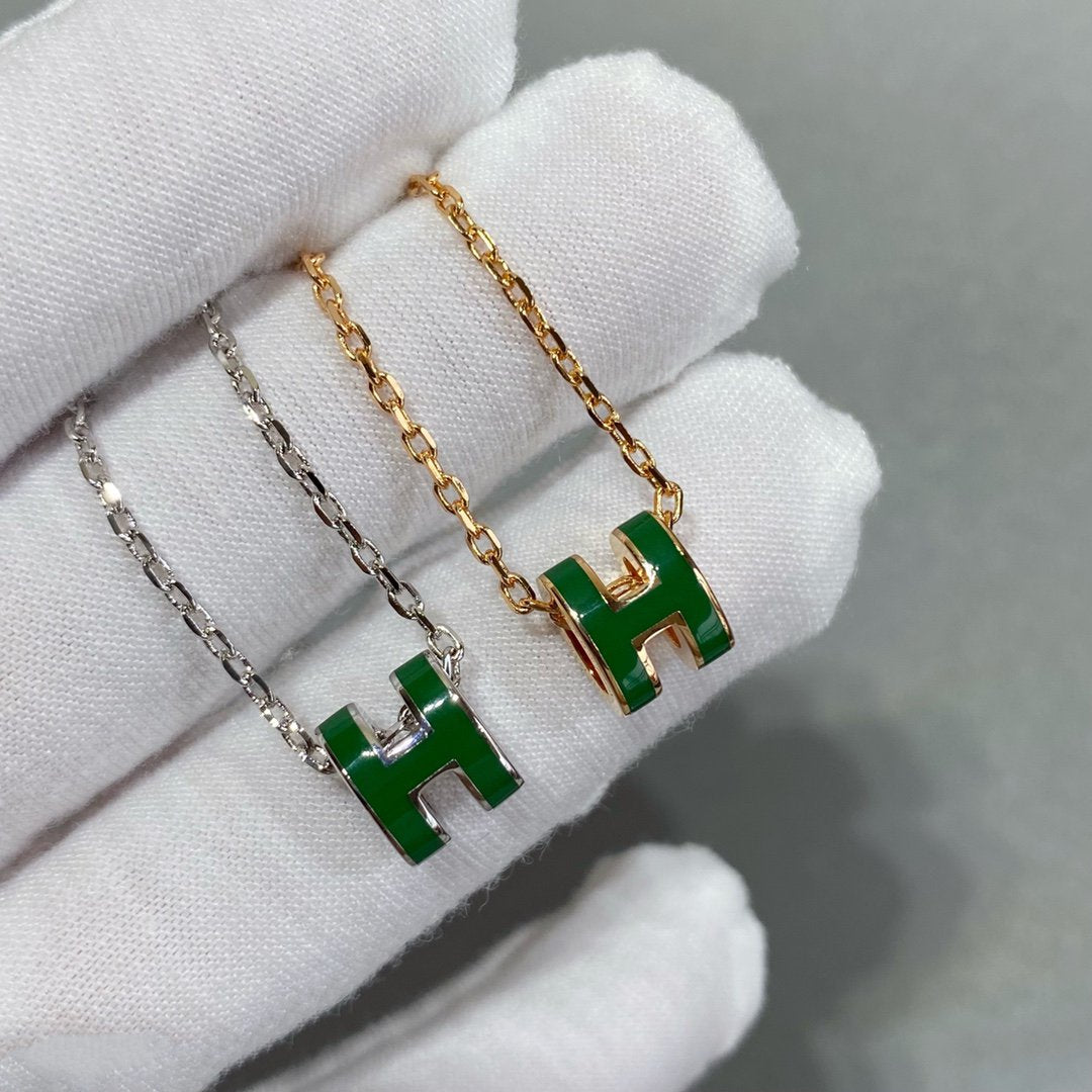 {
  "Resenly Jewelry": "Resenly Jewelry",
  "POP H GREEN NECKLACE SILVER AND GOLD": "POP H グリーンネックレス シルバー＆ゴールド"
}