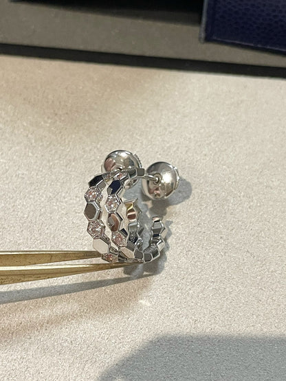 [Resenly Jewelry] 透かし彫り 四つ葉のクローバー フラワー型リング