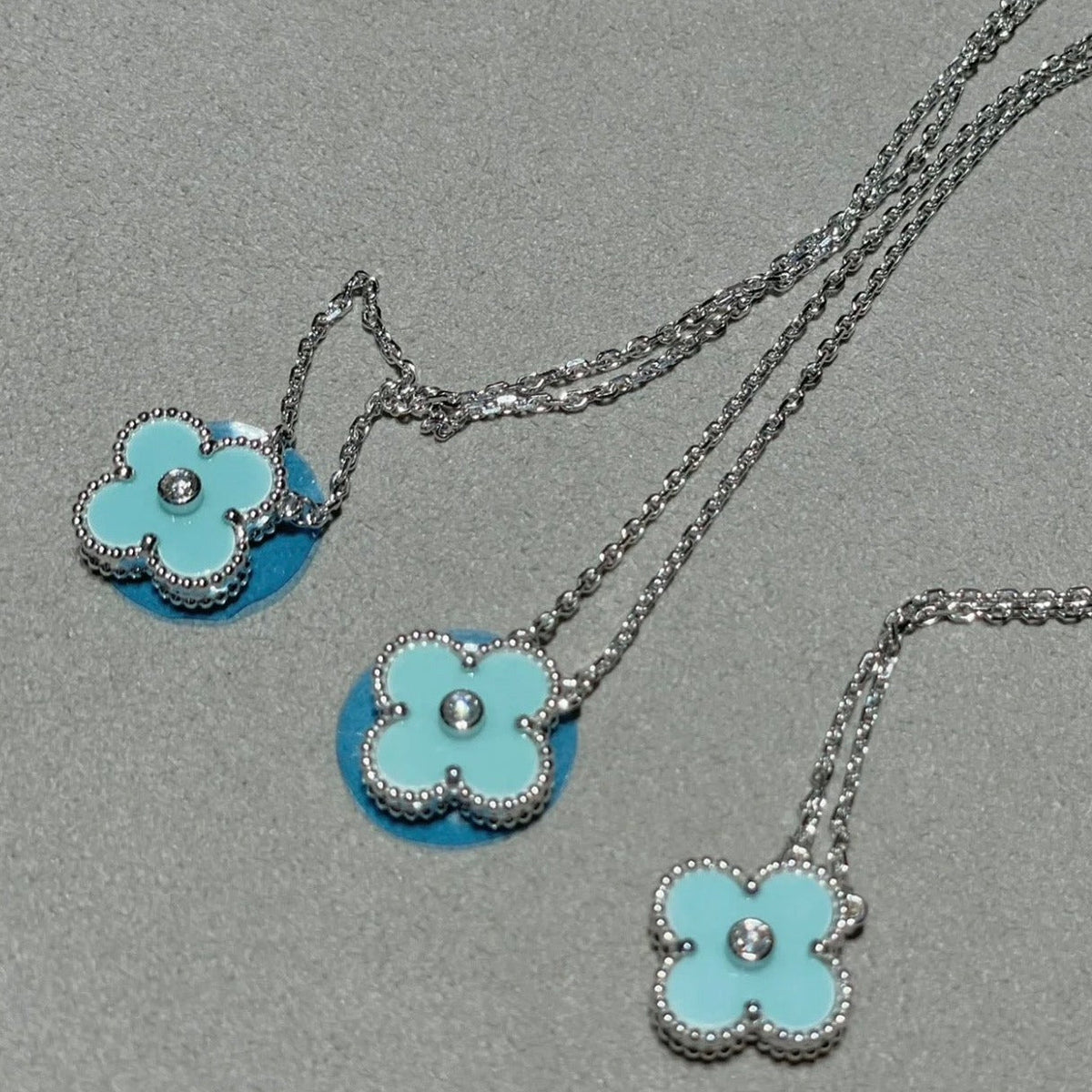[Resenly Jewelry]クローバー 1 ダイヤモンド ライトブルー シルバーネックレス