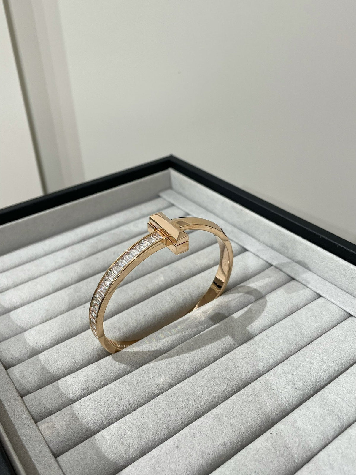 [Resenly Jewelry] ワイドヒンジバングル ピンクゴールド バゲットダイヤモンド