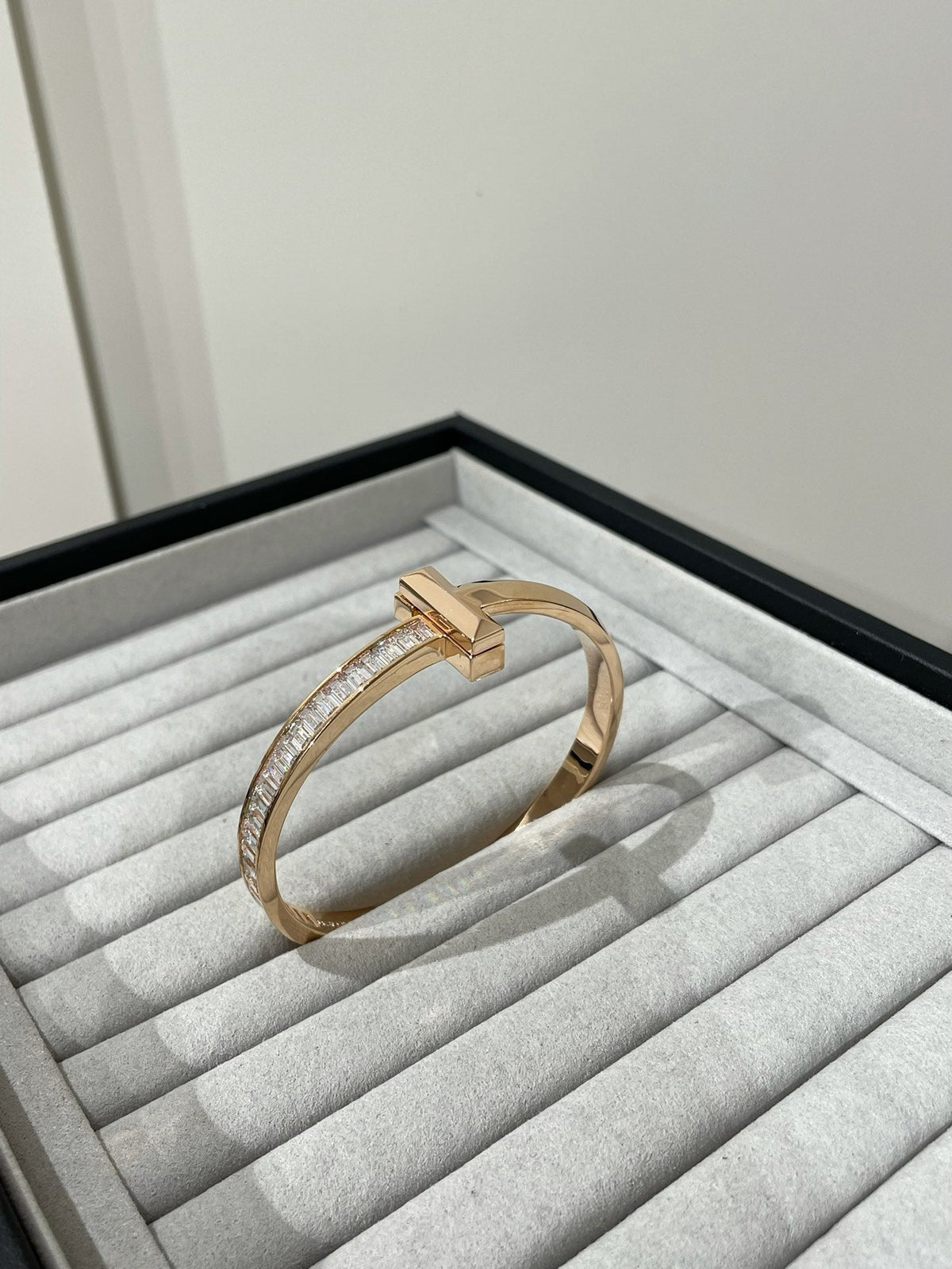 [Resenly Jewelry] ワイドヒンジバングル ピンクゴールド バゲットダイヤモンド