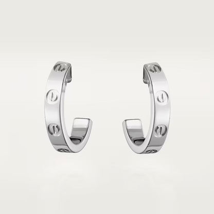 {
  "Resenly Jewelry": "Resenly Jewelry",
  "LOVE EARRINGS 2.65 MM NO DIAMOND SMALL": "LOVE イヤリング 2.65 MM ダイヤモンドなし スモール"
}