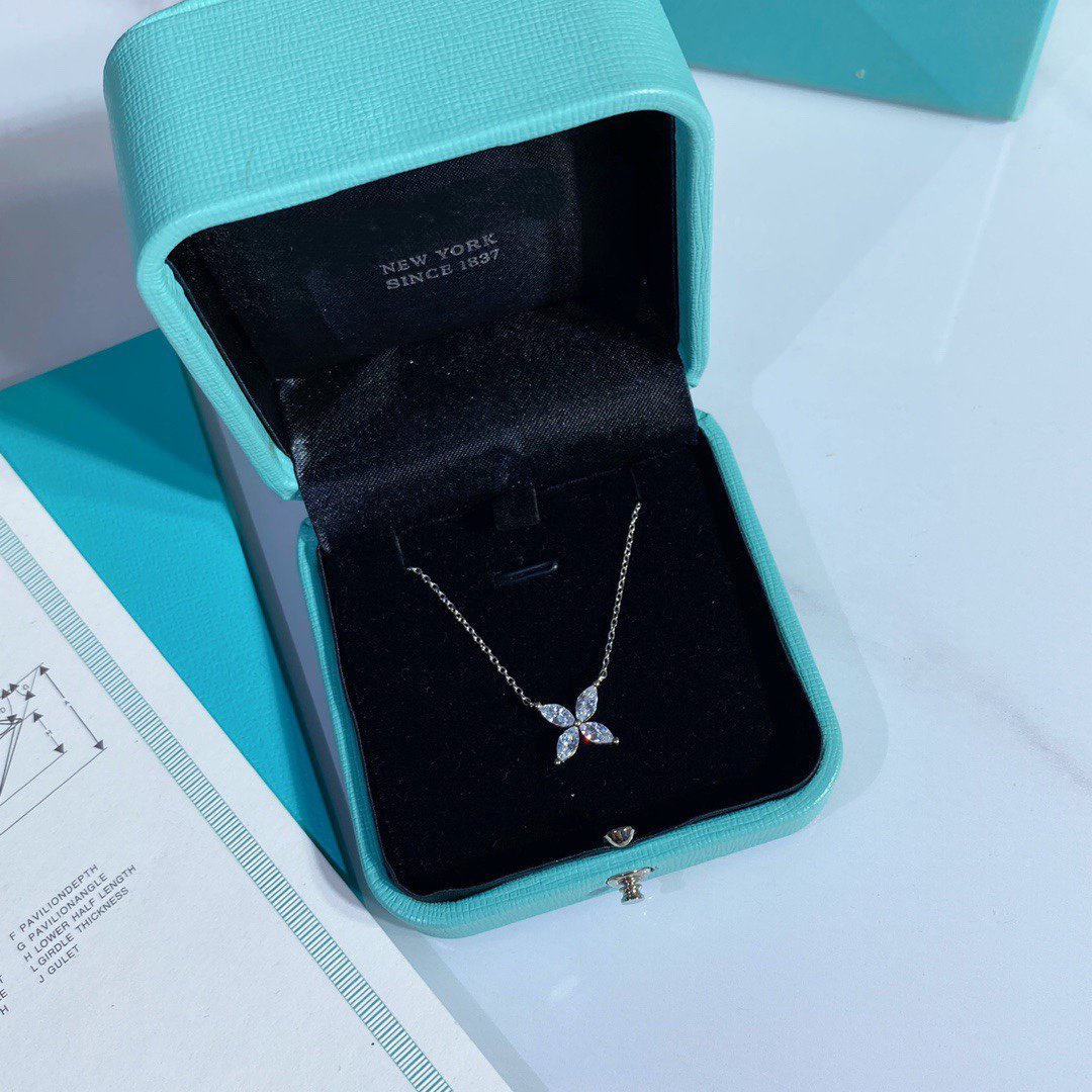 [Resenly Jewelry]PLATINUM AND DIAMOND VICTORIA PENDANT NECKLACE