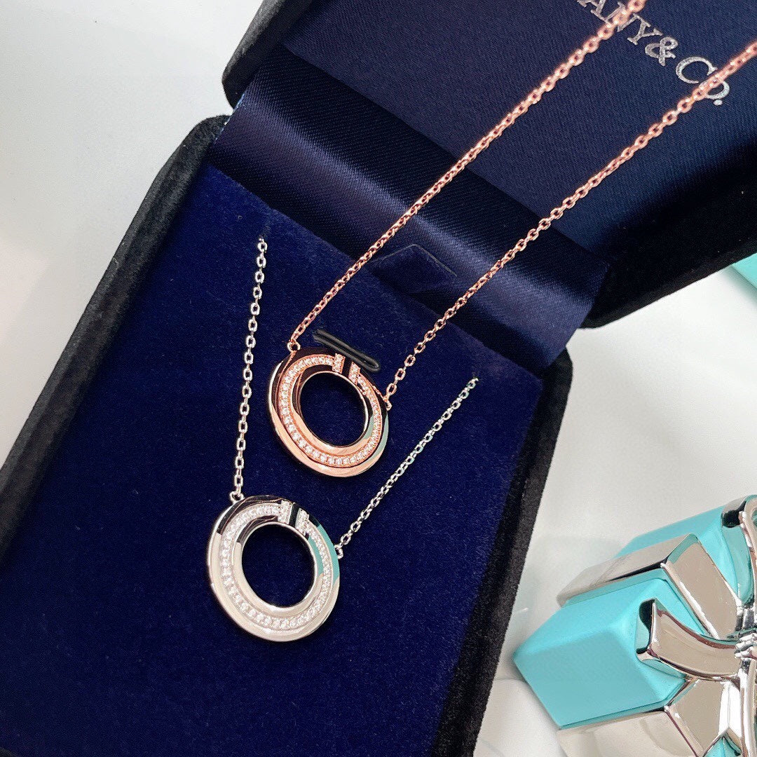 [Resenly Jewelry]ダイヤモンド＆マザーオブパール サークルペンダント