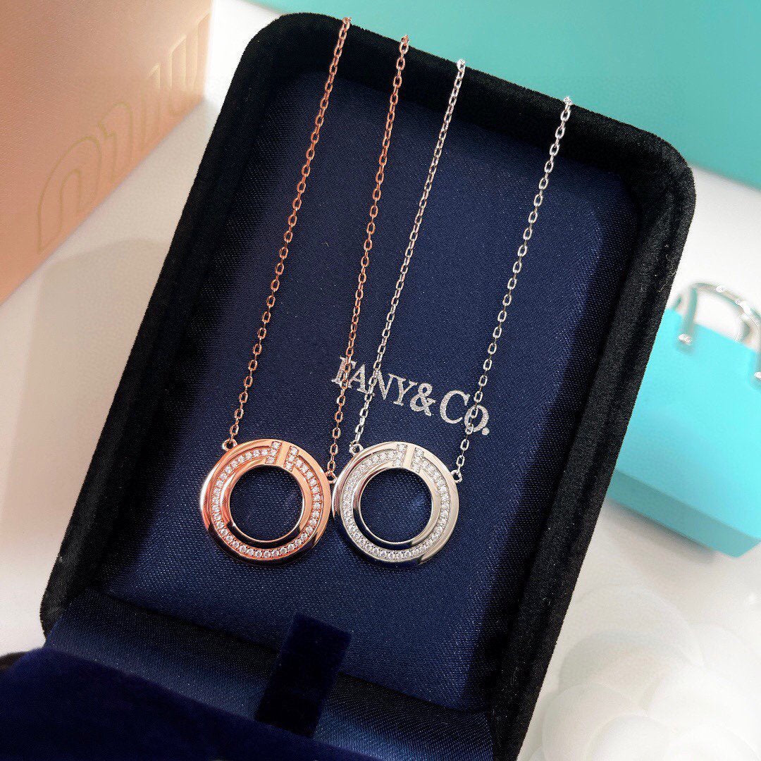 [Resenly Jewelry]ダイヤモンド＆マザーオブパール サークルペンダント