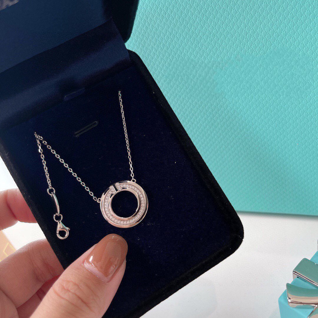 [Resenly Jewelry]ダイヤモンド＆マザーオブパール サークルペンダント