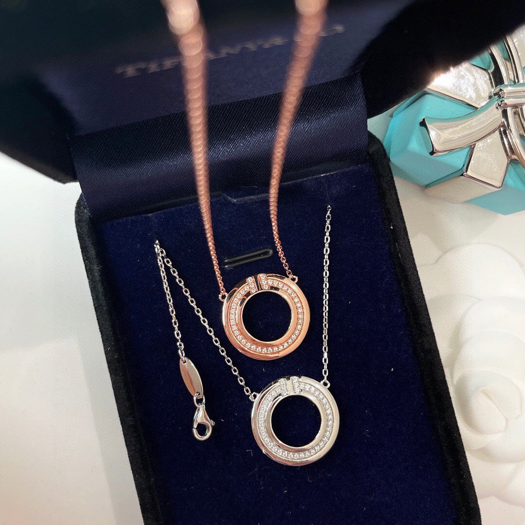 [Resenly Jewelry]ダイヤモンド＆マザーオブパール サークルペンダント