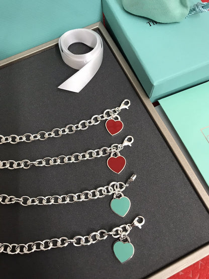 {
  "Resenly Jewelry": "リズンリー ジュエリー",
  "HEART TAG BRACELET SILVER MEDIUM": "ハートタグ ブレスレット シルバー ミディアム"
}