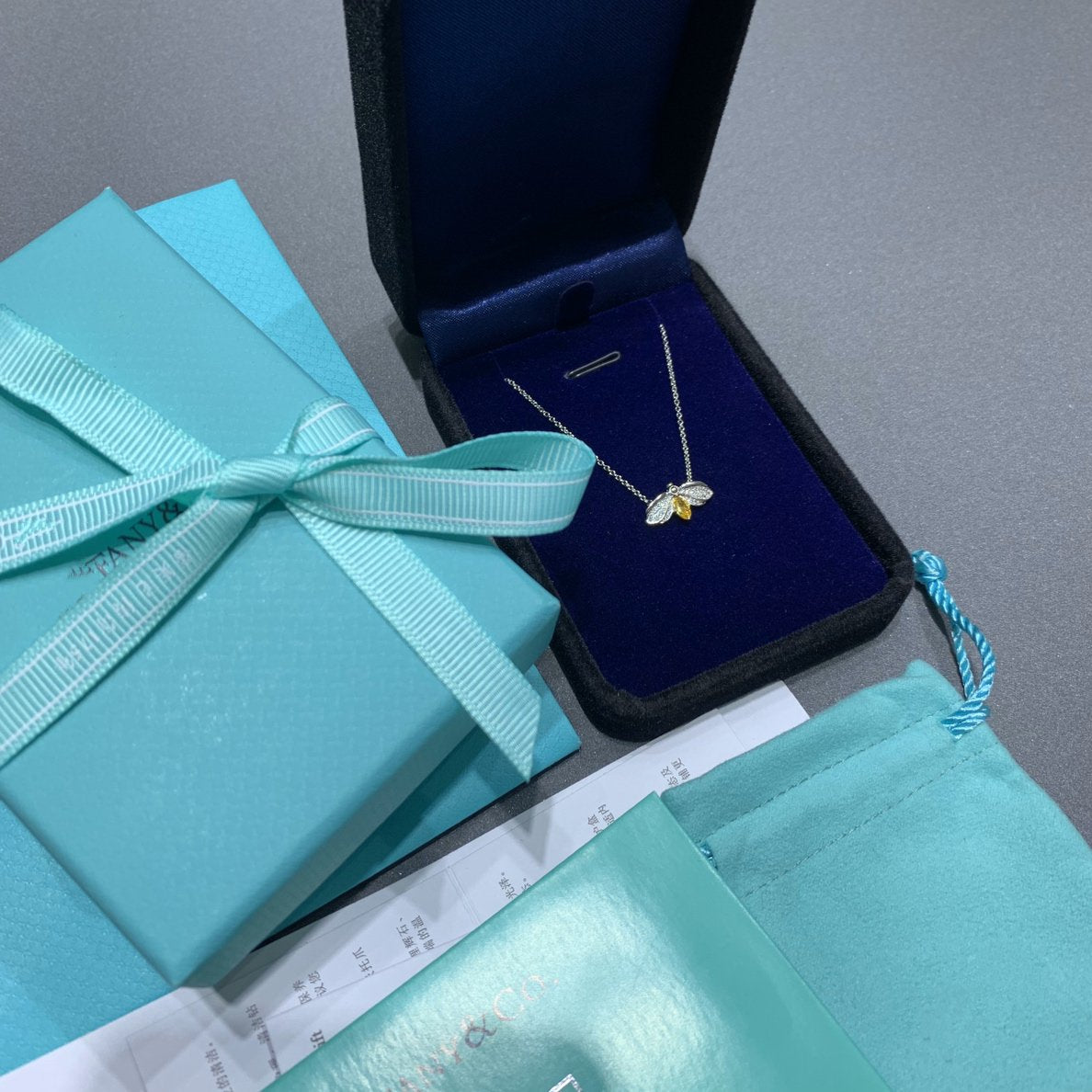 [Resenly Jewelry]PAPER FLOWERS YELLOW DIAMOND FIREFLY PENDANT