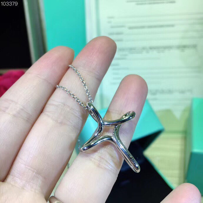 [Resenly Jewelry]CROSS NECKLACE STERLING SILVER MATERIAL